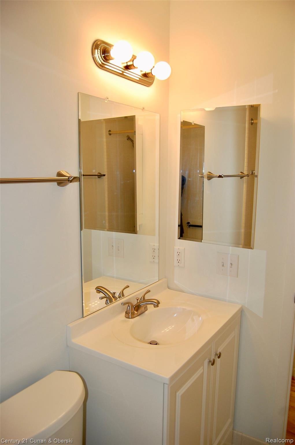 1199 South Sheldon Road, Unit 93 Plymouth, MI 48170 - Photo 19 of 33 fullsizeoutput_1547.jpeg