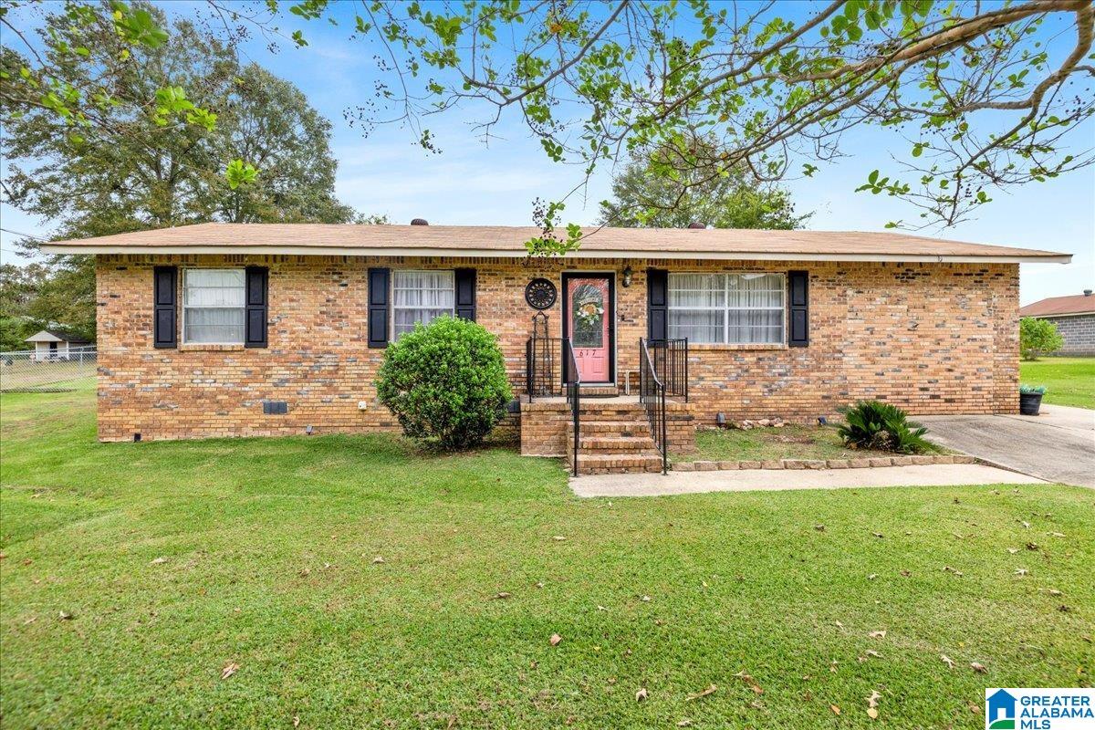 617 10th Terrace Pleasant Grove, AL 35127 - Photo 2 of 35