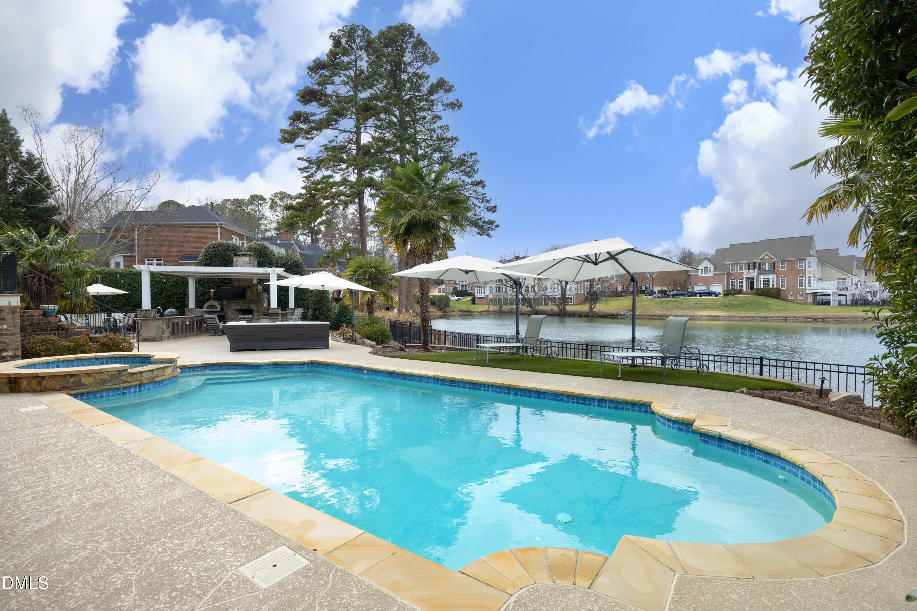 2513 Sharon View Lane Raleigh, NC 27614 - Photo 41 of 73 40Pool