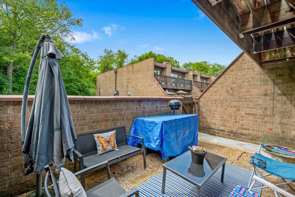 509 Kenneth Circle Elgin, IL 60120 - Photo 8 of 21