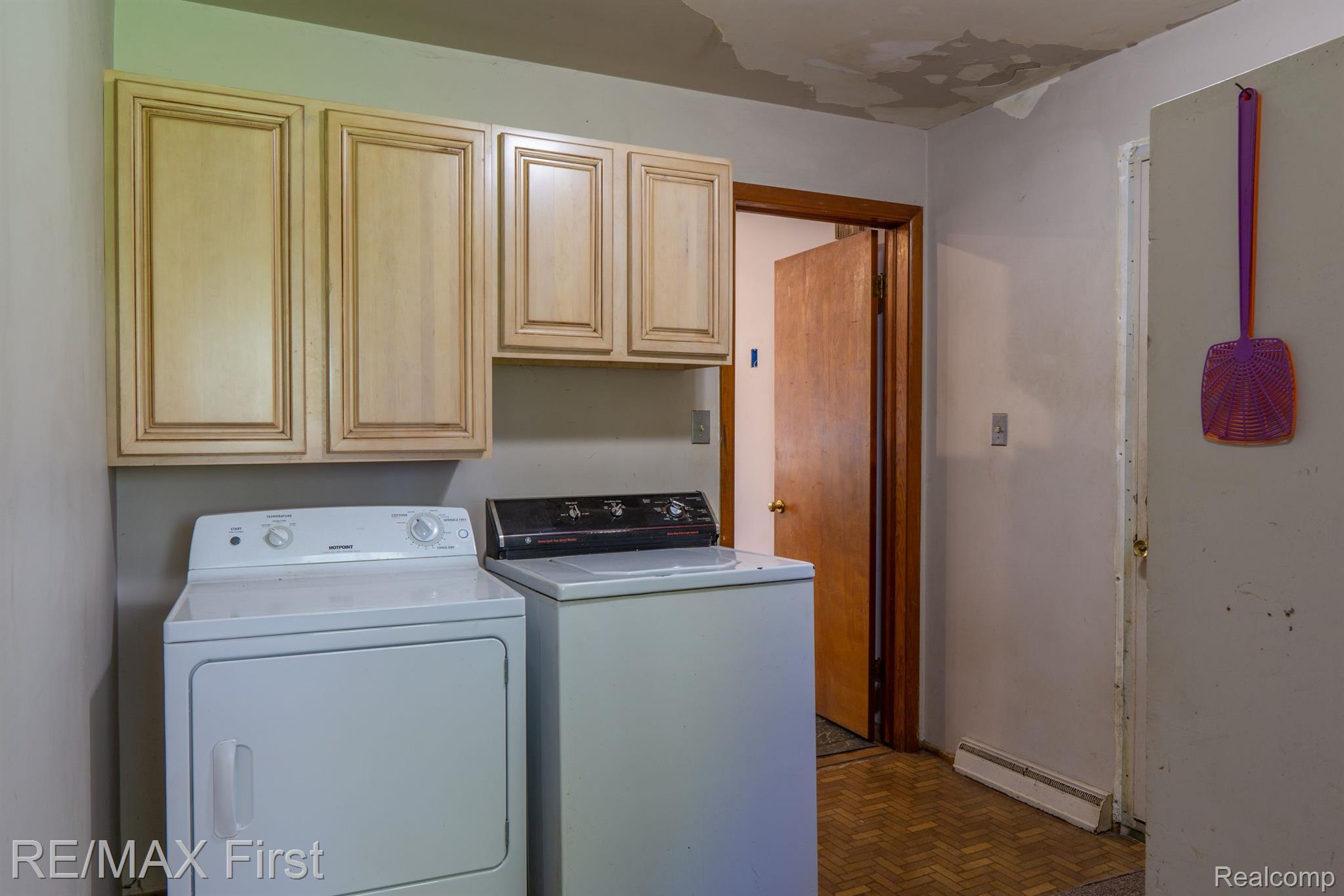 250 West Buell Road Oakland, MI 48363 - Photo 28 of 36