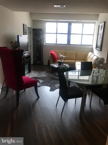 $639,900 | 460 New York Avenue Northwest, Unit 407, Washington, DC 20001