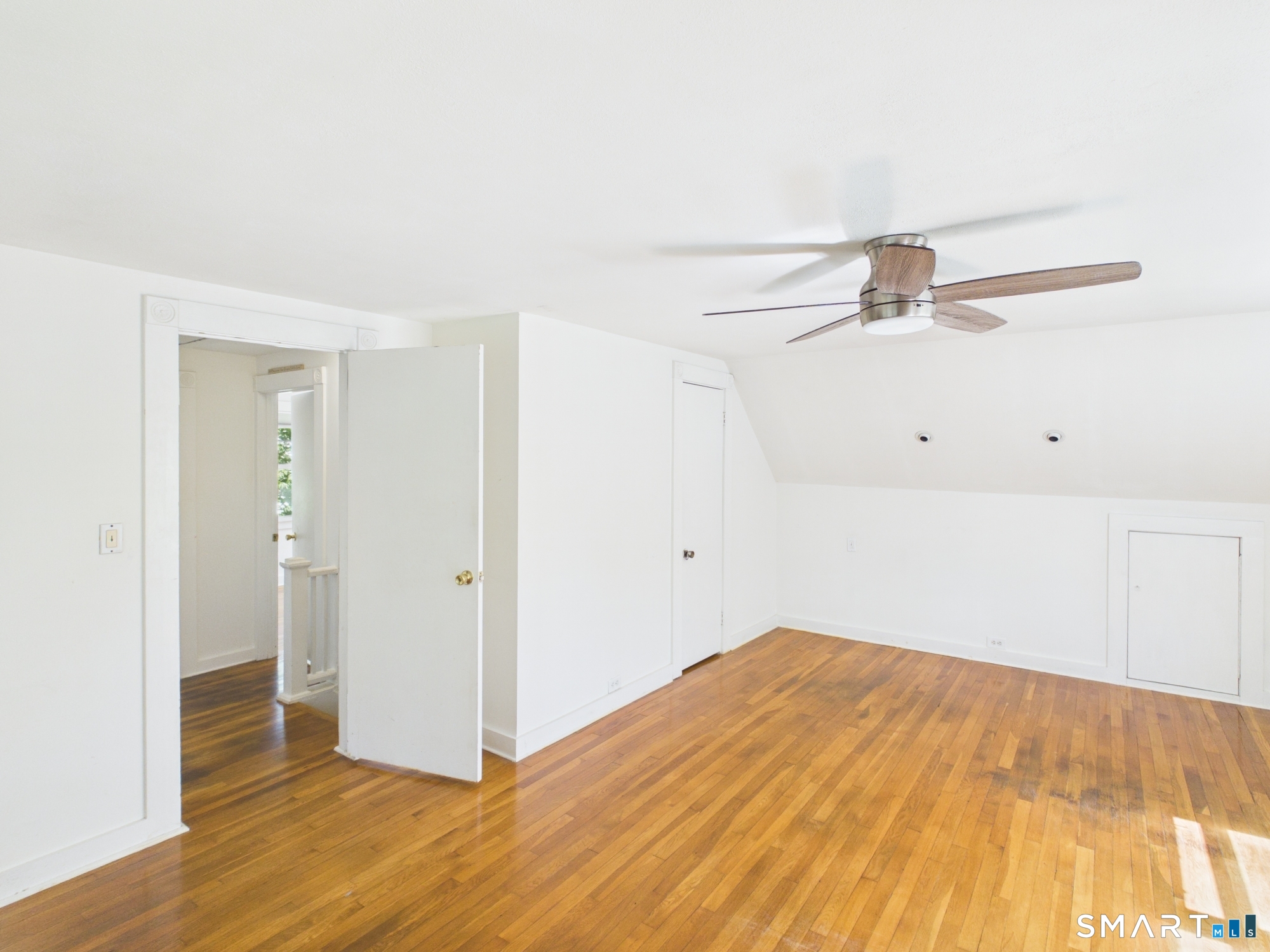 32 Liberty Street Madison, CT 06443 - Photo 9 of 30