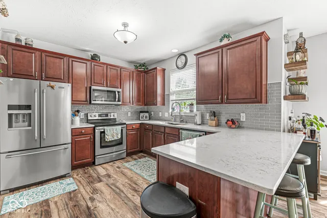 $475,000 | 7821 Wedgetail Drive, Zionsville, IN 46077