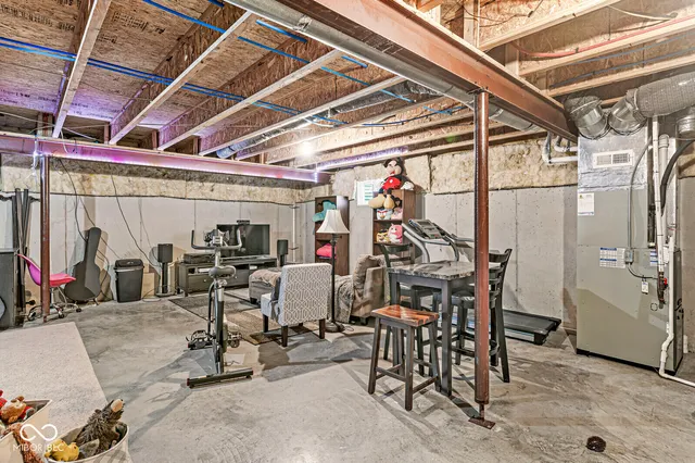 $475,000 | 7821 Wedgetail Drive, Zionsville, IN 46077