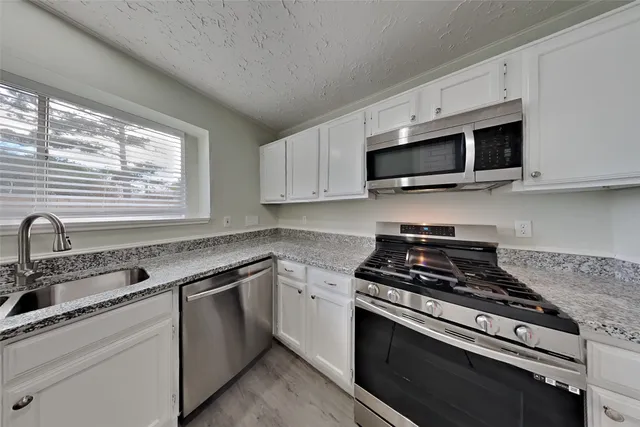 $1,795 | 19111 Ruble Drive, Houston, TX 77084