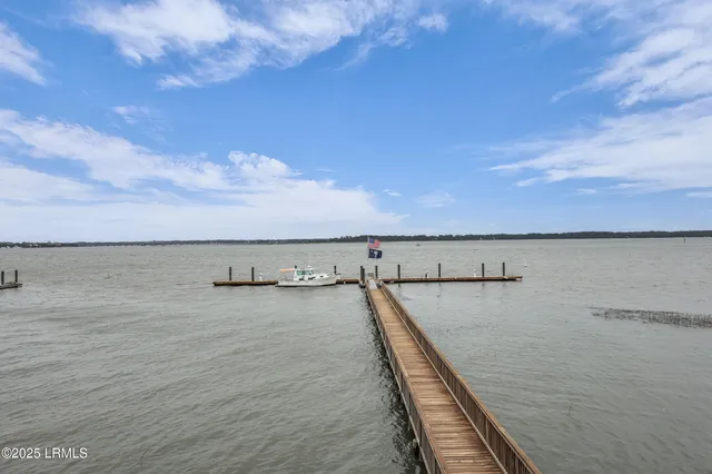 $625,000 | 895 Ribaut Road, Unit 14, Beaufort, SC 29902