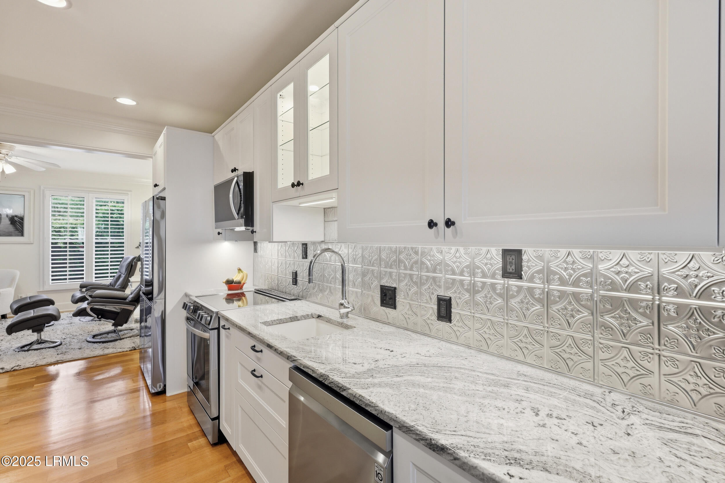 895 Ribaut Road, Unit 14 Beaufort, SC 29902 - Photo 12 of 49 15_ecp_006