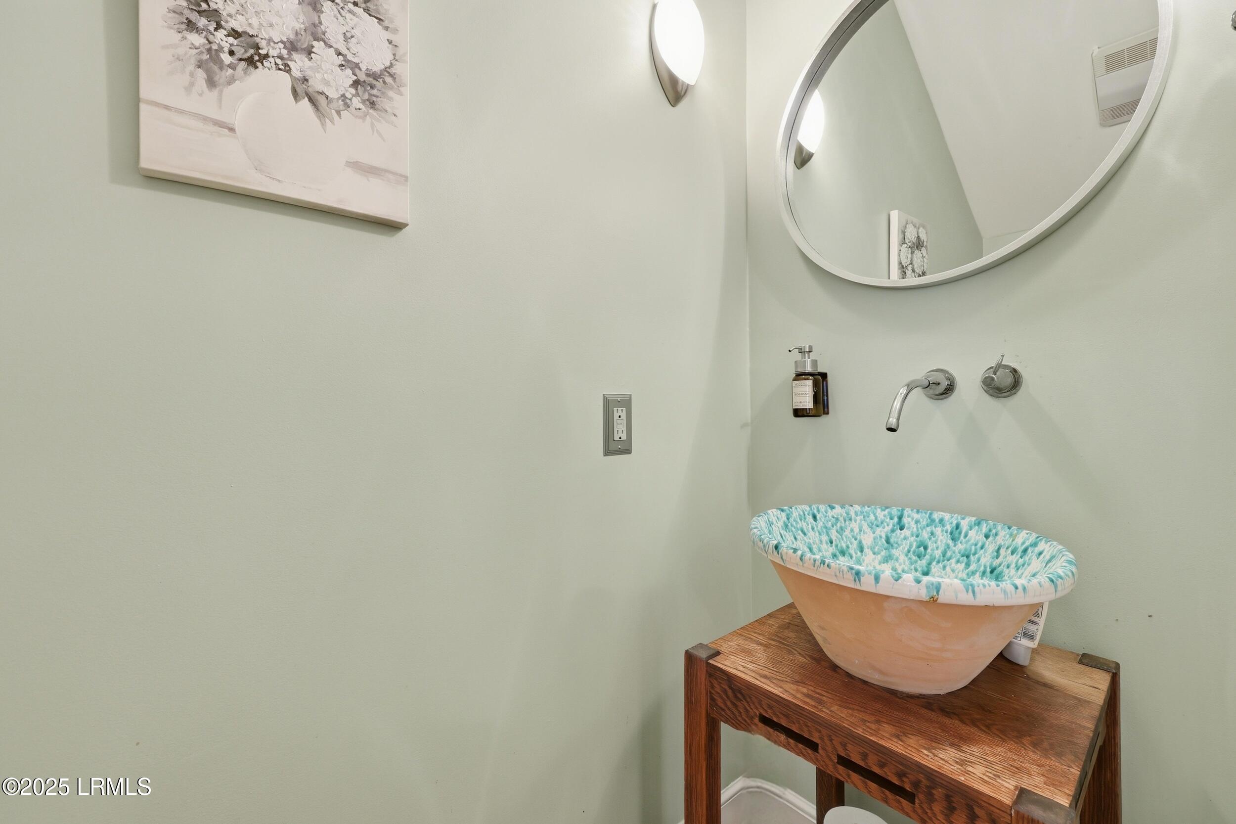 895 Ribaut Road, Unit 14 Beaufort, SC 29902 - Photo 19 of 49 21_ecp_015