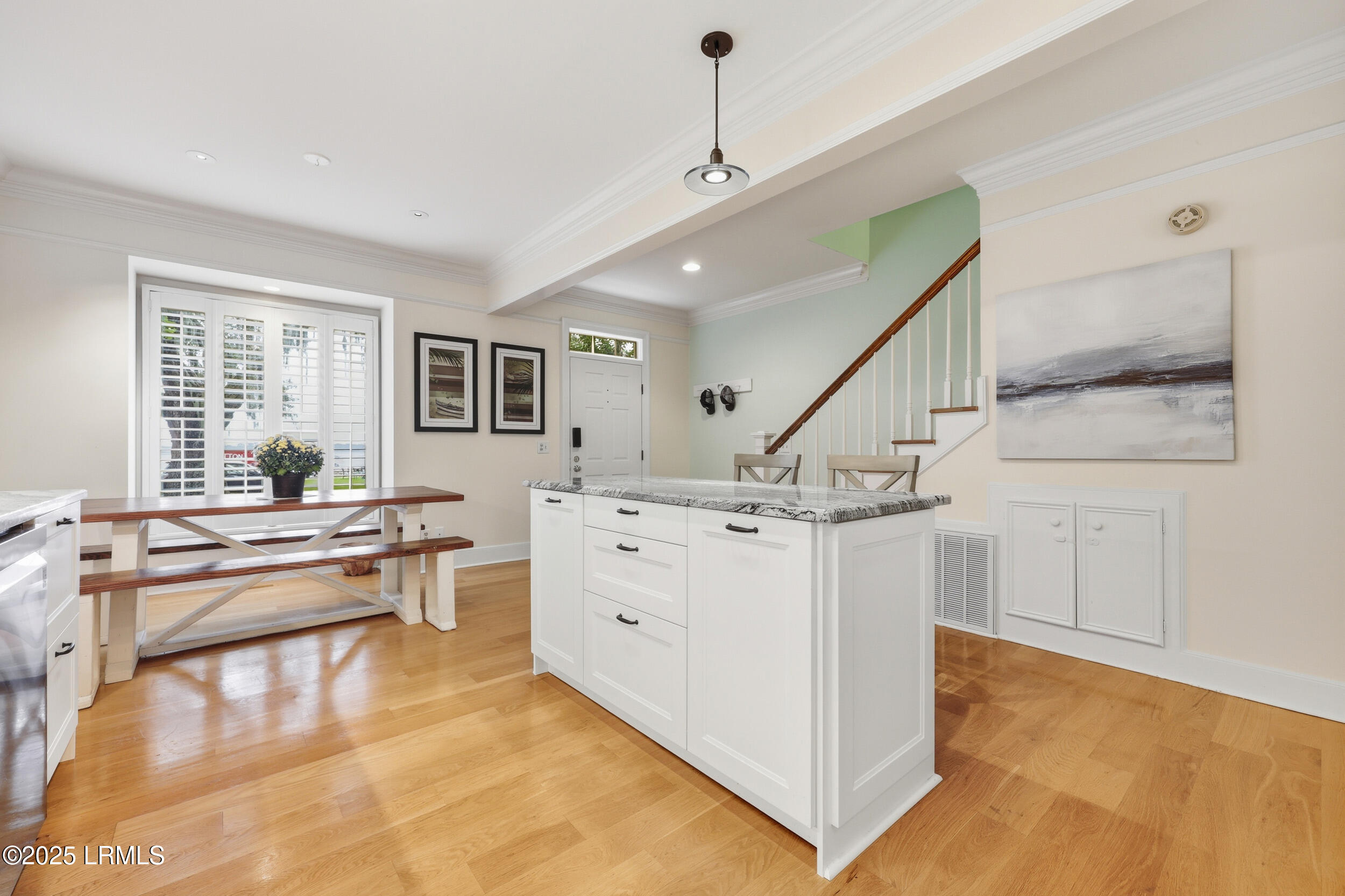 895 Ribaut Road, Unit 14 Beaufort, SC 29902 - Photo 7 of 49 10_ecp_005