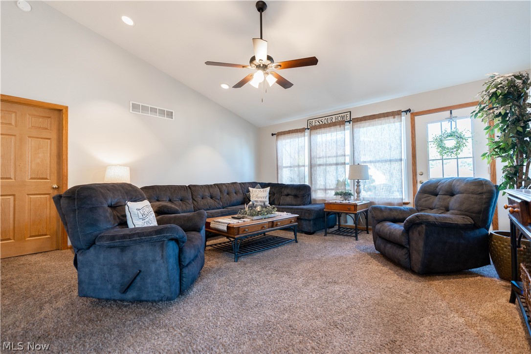 368 Hillman Road Akron, OH 44312 - Photo 16 of 31 Gallery Image 16
