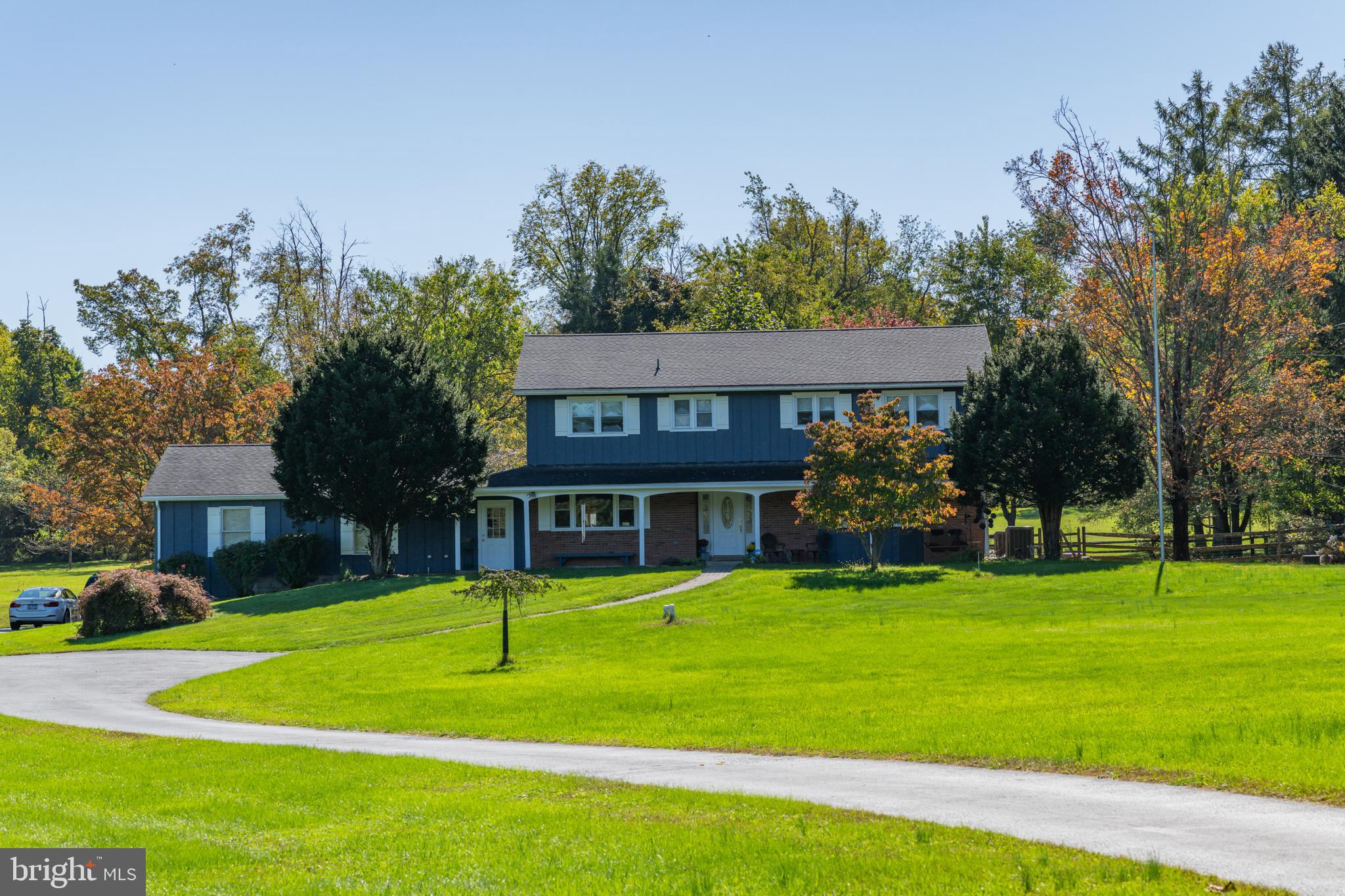 4500 Highway 212 Riegelsville, PA 18077 - Photo 3 of 45 Long curving drive