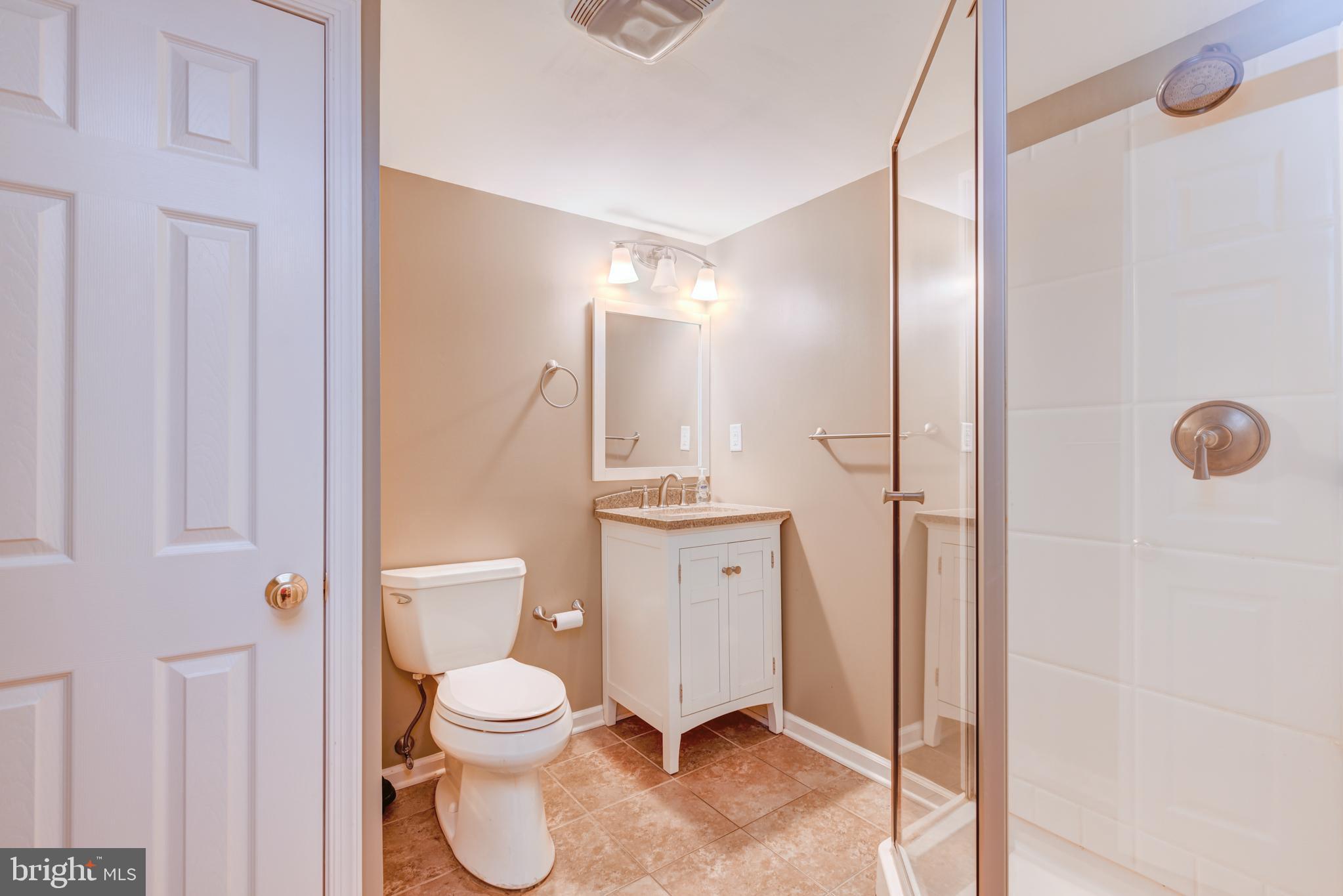 4500 Highway 212 Riegelsville, PA 18077 - Photo 35 of 45 Full bath for sleep-overs