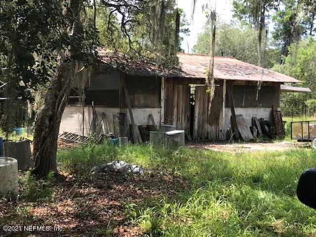 627 Georgetown Denver Road Crescent City, FL 32112 - Photo 4 of 12 THE TOOL SHOP BUILDING IMG_8068