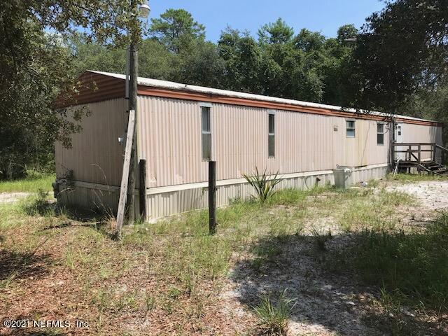 627 Georgetown Denver Road Crescent City, FL 32112 - Photo 6 of 12 MOBILE HOME VIEW IMG_8065