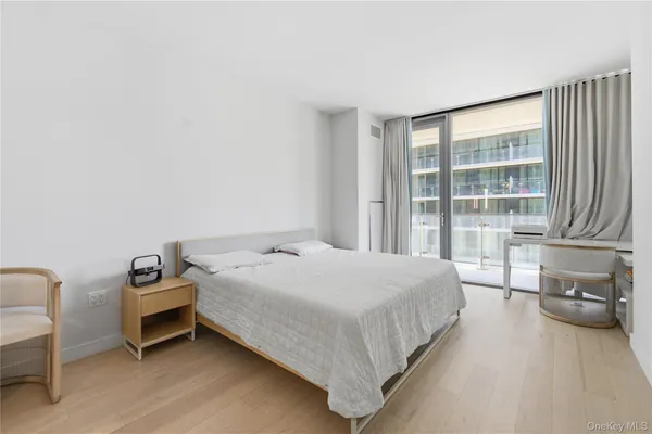 $1,398,000 | 131-01 40 Road, Unit 11A | Flushing