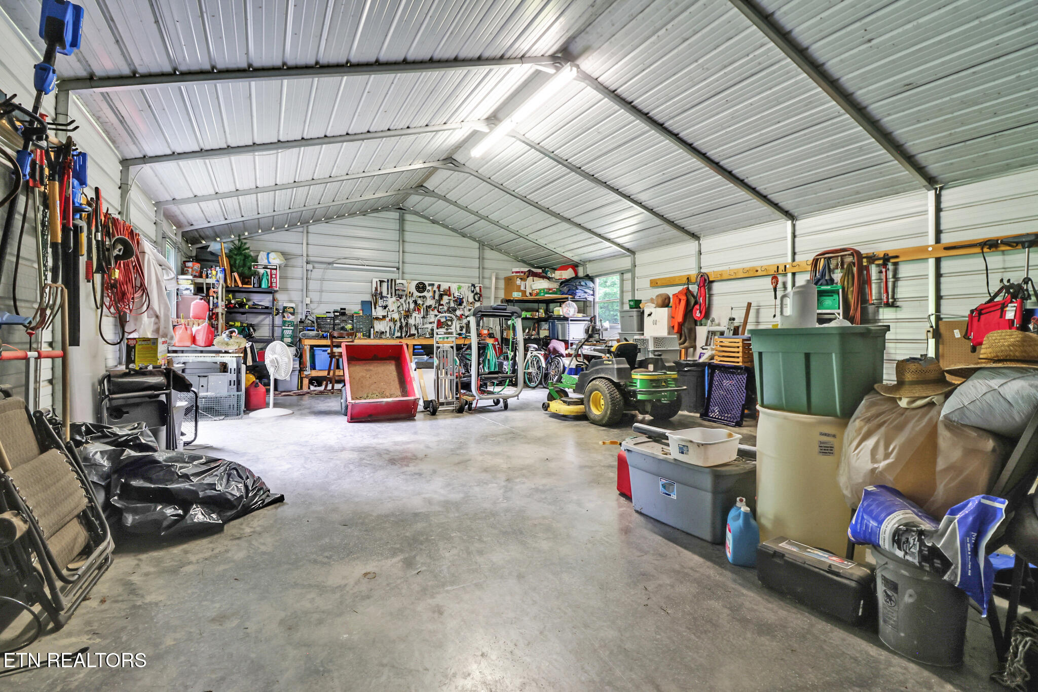 627 Clint Lowe Road Crossville, TN 38572 - Photo 14 of 44 if1a0246-if1a0250