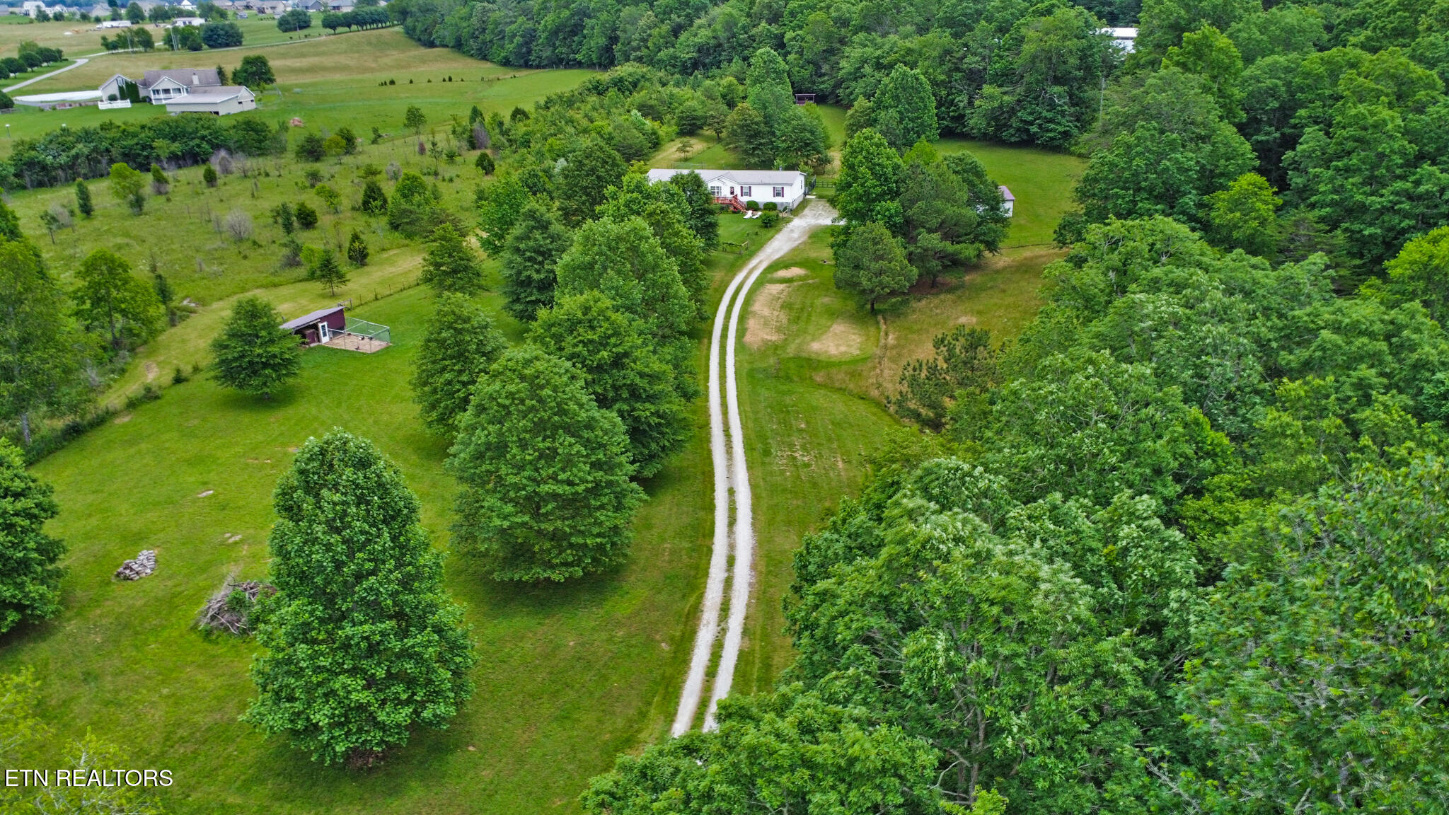 627 Clint Lowe Road Crossville, TN 38572 - Photo 10 of 44 dji_0676-dji_0678
