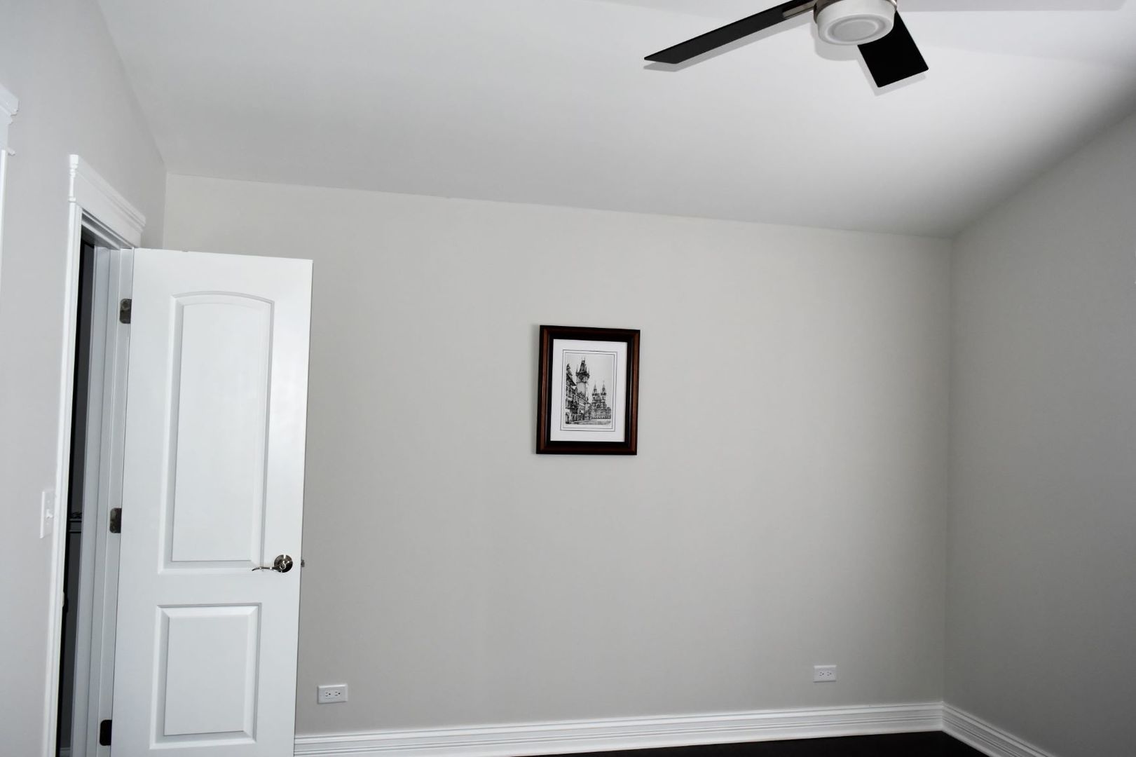 9405 South Laflin Street Chicago, IL 60620 - Photo 12 of 24 an empty room with a window