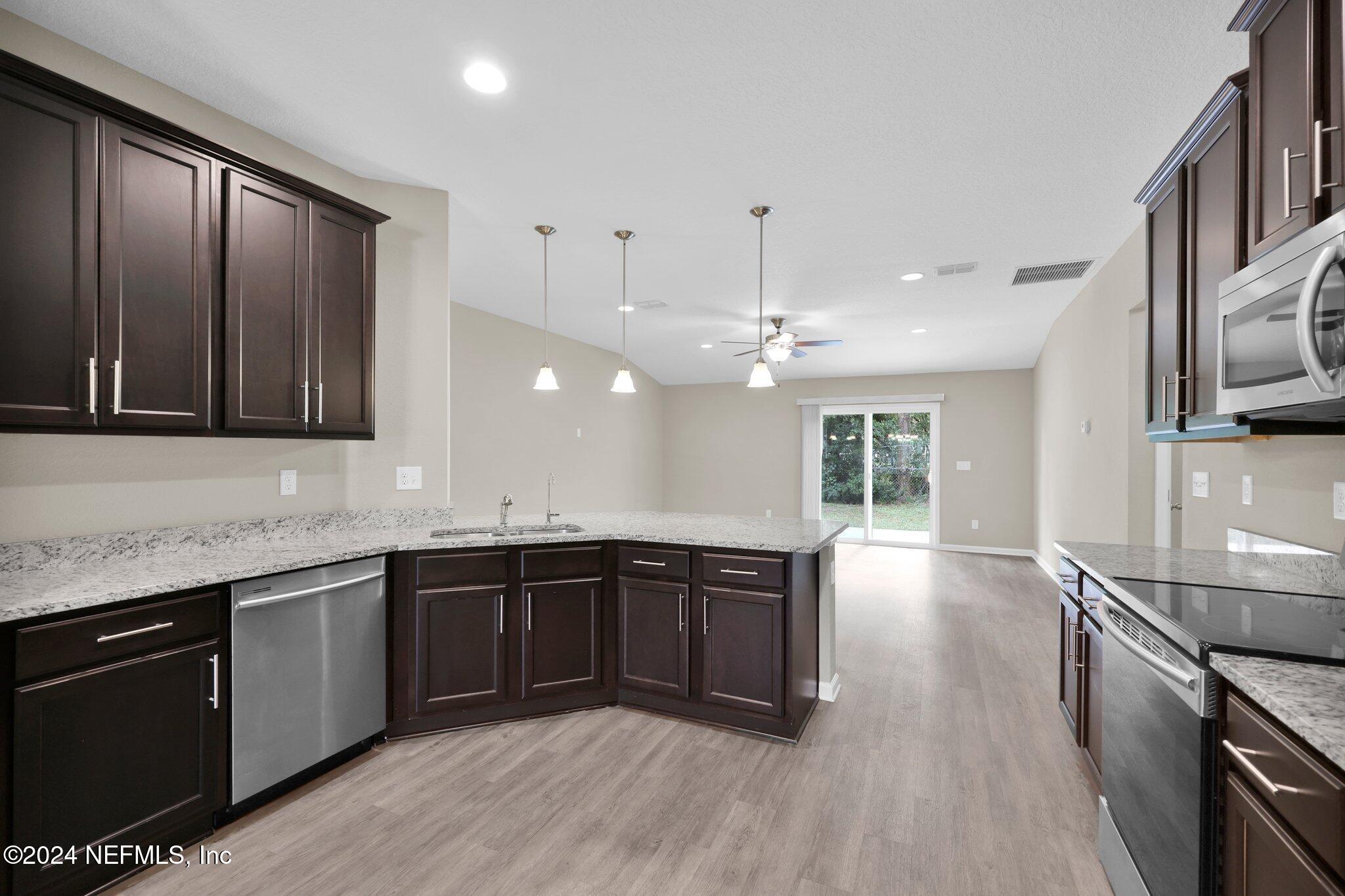 5340 Bedford Road Jacksonville, FL 32207 - Photo 9 of 44 Kitchen