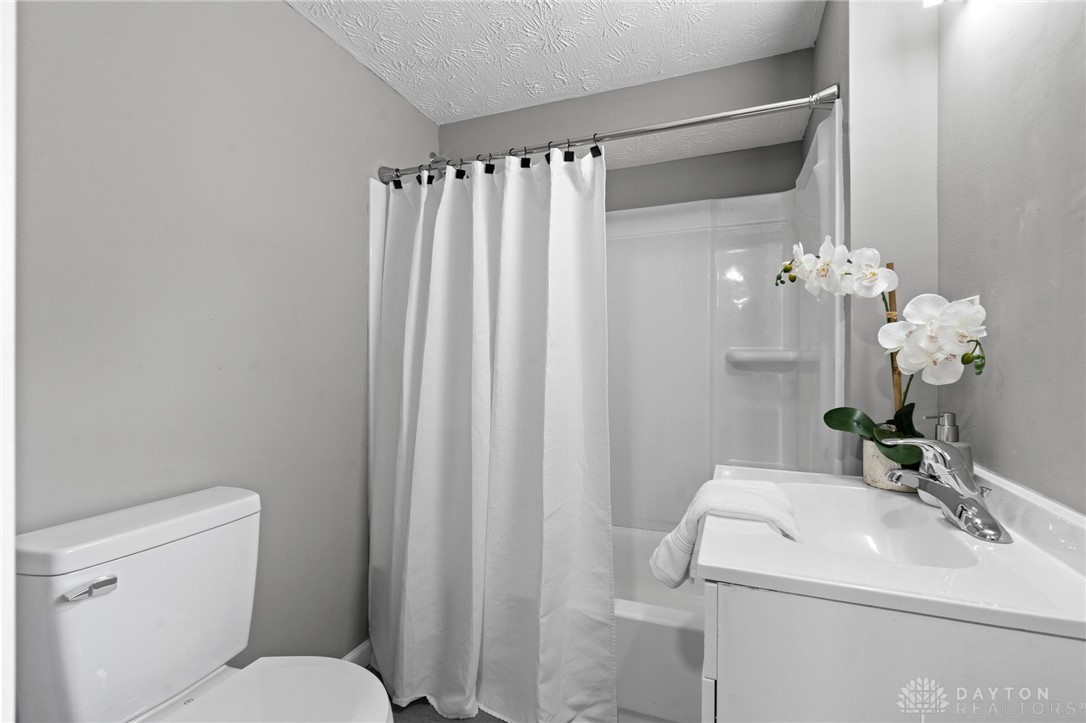 101 Lylburn Road Middletown, OH 45044 - Photo 11 of 27 Gallery Image 11