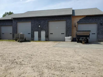 a big room with closet