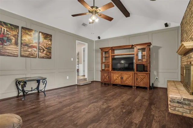 $410,000 | 2500 High Oak Drive, Arlington, TX 76012