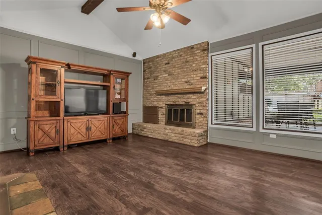 $410,000 | 2500 High Oak Drive, Arlington, TX 76012