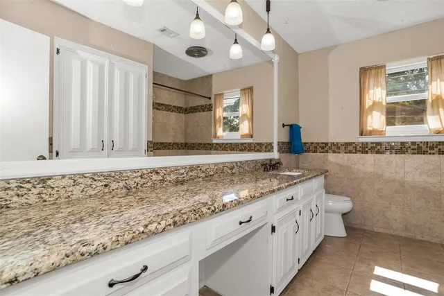 $410,000 | 2500 High Oak Drive, Arlington, TX 76012