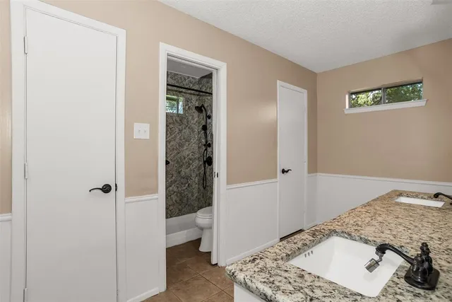 $410,000 | 2500 High Oak Drive, Arlington, TX 76012