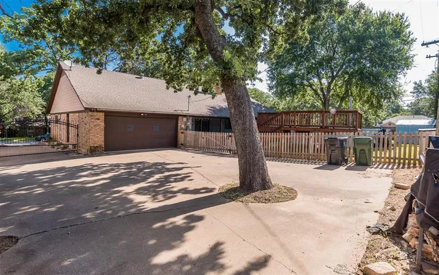 $410,000 | 2500 High Oak Drive, Arlington, TX 76012