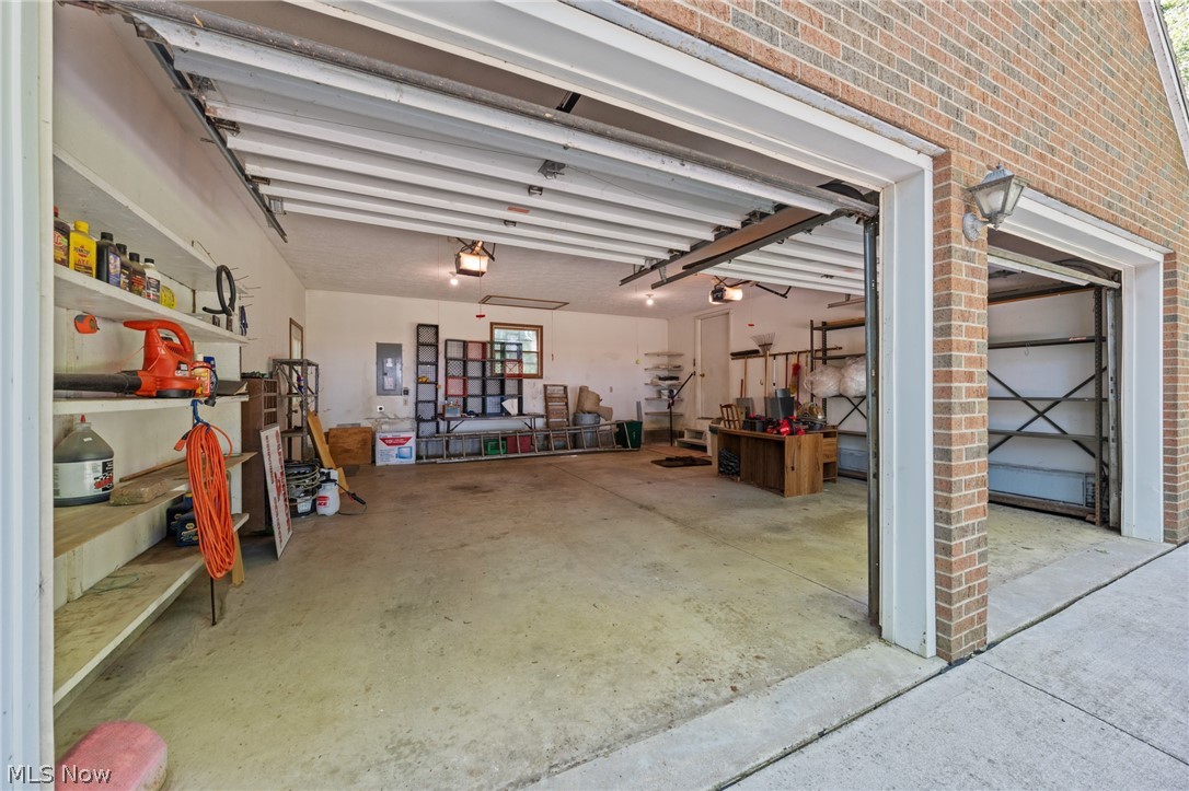 1811 Jeffries Road Huron, OH 44839 - Photo 44 of 50 2 car attached garage