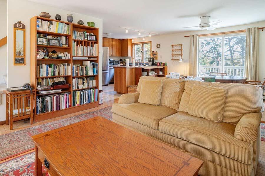 15 King Phillip Road Wellfleet, MA 02667 - Photo 11 of 41 20231026214435377345000000-o