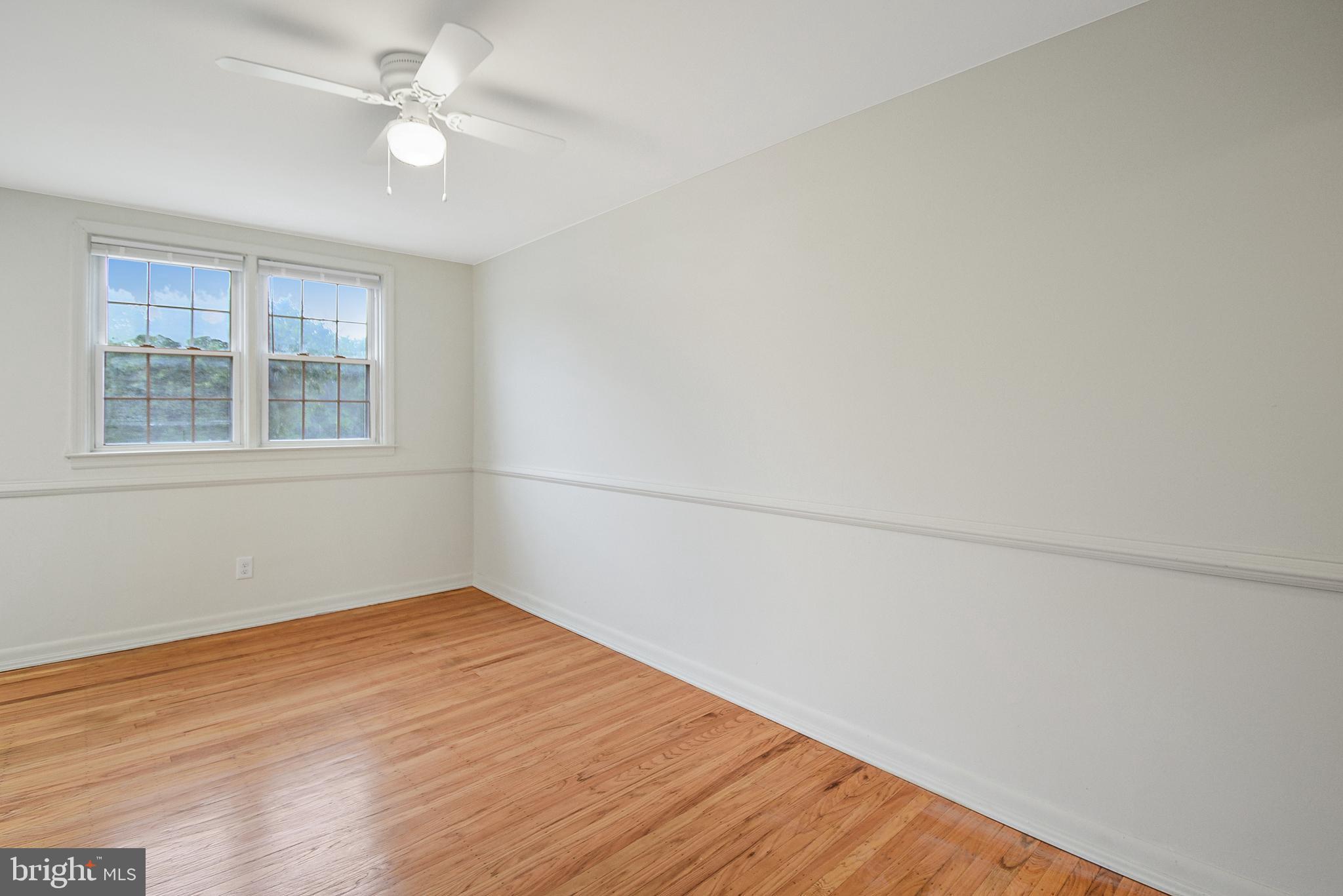 505 Stratford Road Glenolden, PA 19036 - Photo 4 of 15 Dining room