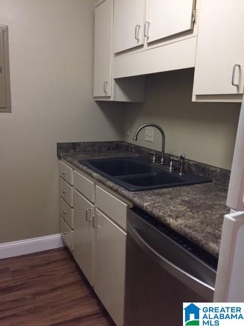 3350 Altamont Road South, Unit D14 Birmingham, AL 35205 - Photo 11 of 24
