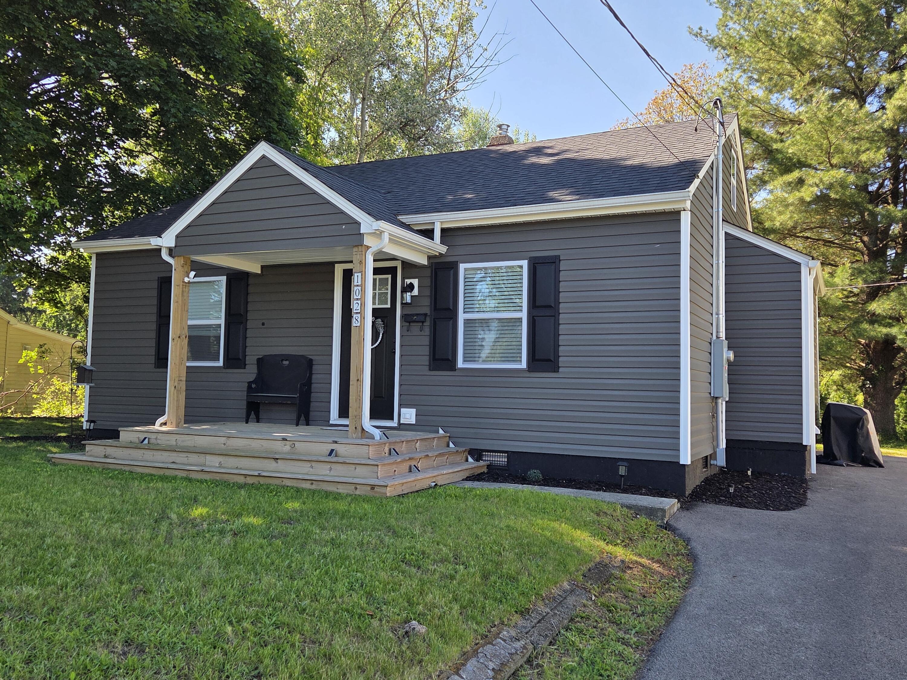 1028 Carson Street Radford, VA 24141 - Photo 2 of 31 carson front 3