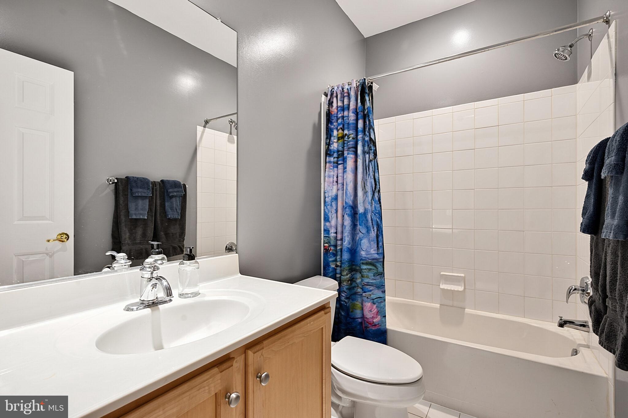 5424 Edsall Ridge Place Alexandria, VA 22312 - Photo 33 of 48 Lower level full bath