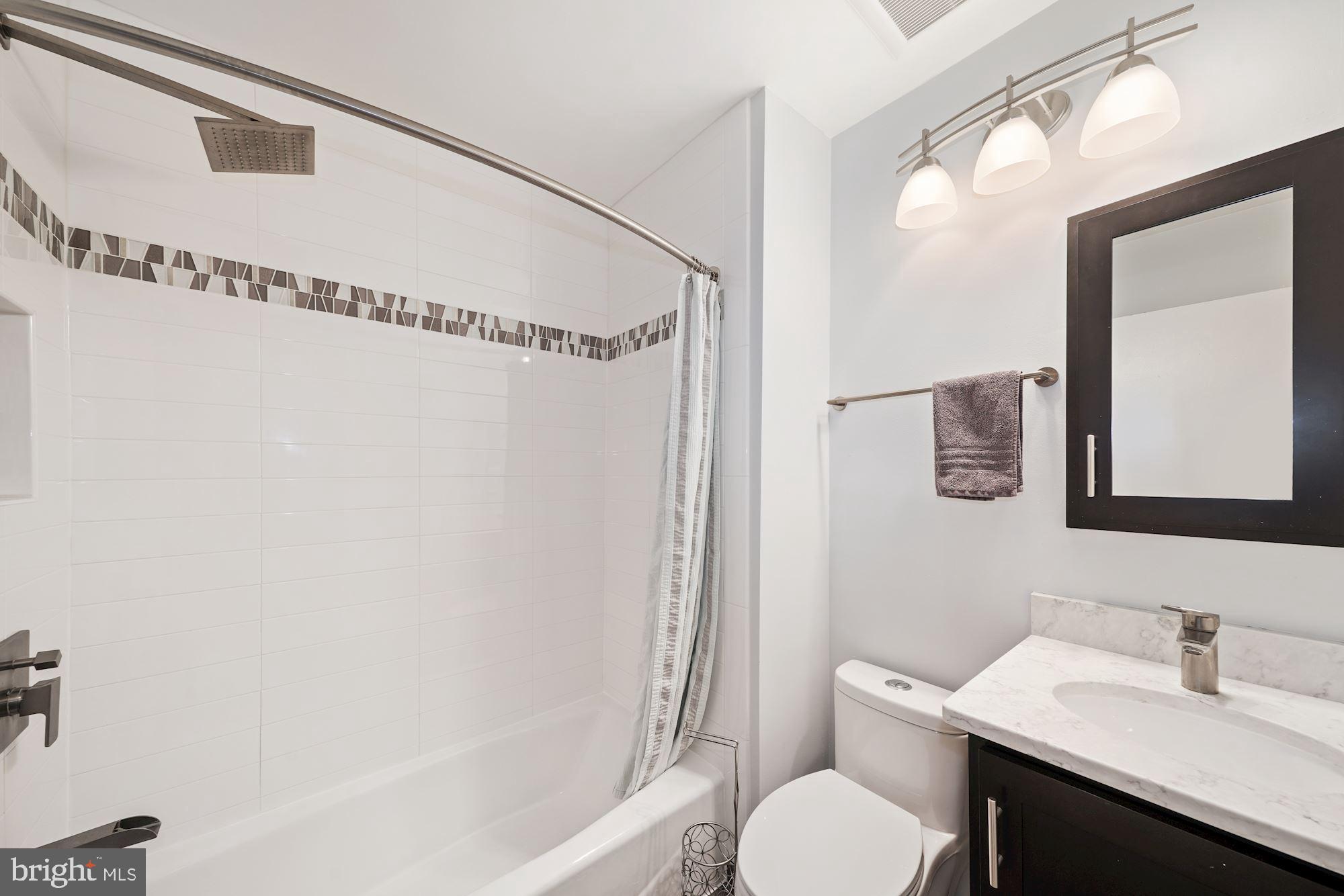 8037 Inverness Ridge Road Potomac, MD 20854 - Photo 20 of 35