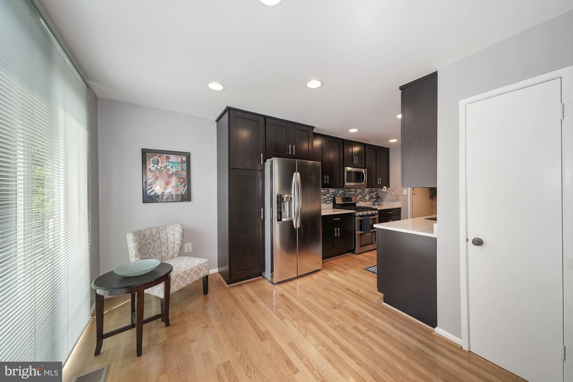 8037 Inverness Ridge Road Potomac, MD 20854 - Photo 6 of 35