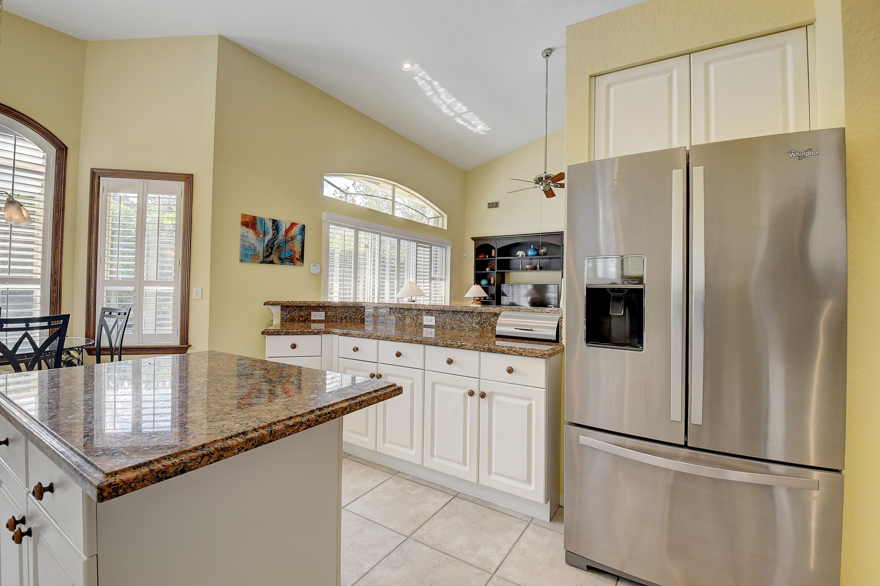 22299 Tupelo Place Boca Raton, FL 33428 - Photo 17 of 33 kitchen