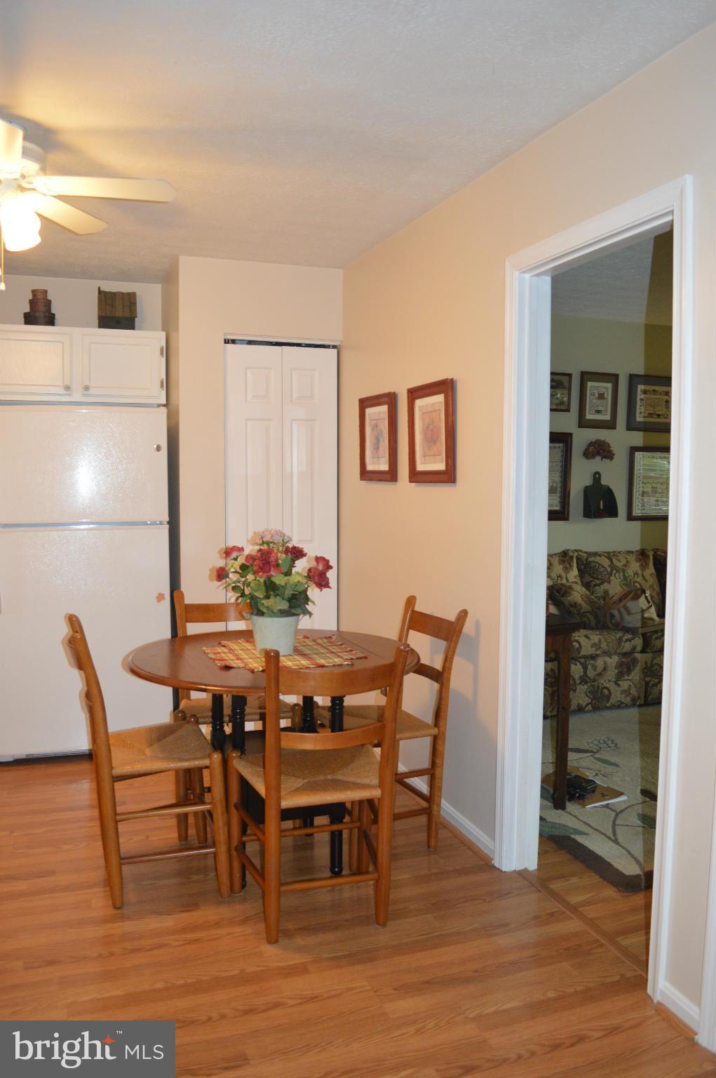 6345 Piney Ridge Drive Eldersburg, MD 21784 - Photo 5 of 30 Kitchen