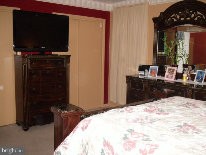 2833 Angus Road Philadelphia, PA 19114 - Photo 14 of 14 Bedroom - Main