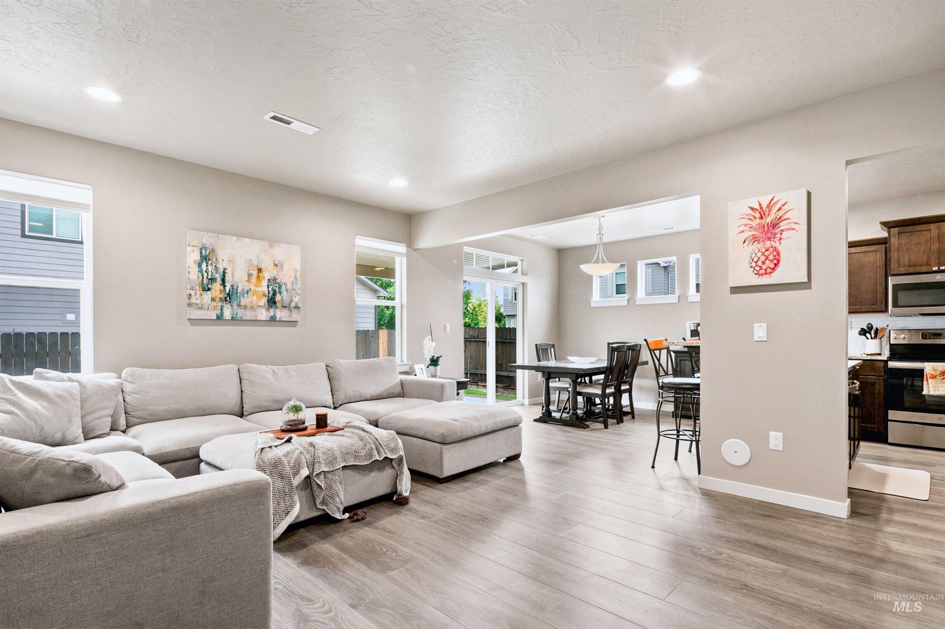 12048 West Victory Road Boise, ID 83709 - Photo 3 of 36