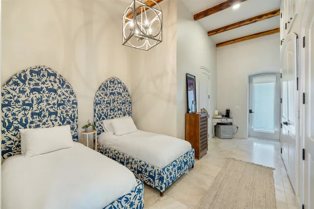 $2,995,000 | 139 Blossom Hill Road, Round Top, TX 78954