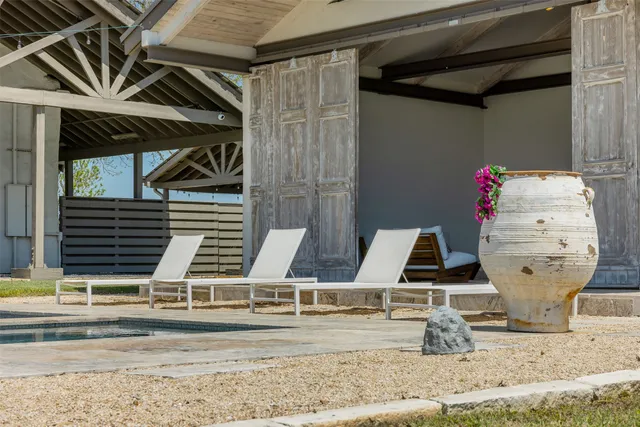 $2,995,000 | 139 Blossom Hill Road, Round Top, TX 78954