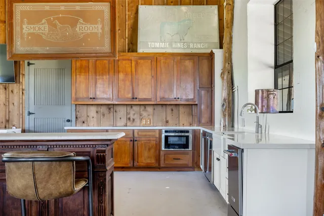 $2,995,000 | 139 Blossom Hill Road, Round Top, TX 78954