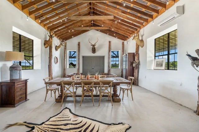 $2,995,000 | 139 Blossom Hill Road, Round Top, TX 78954