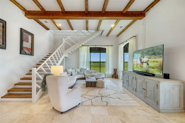 $2,995,000 | 139 Blossom Hill Road, Round Top, TX 78954