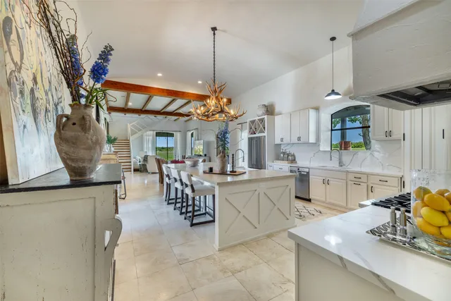 $2,995,000 | 139 Blossom Hill Road, Round Top, TX 78954