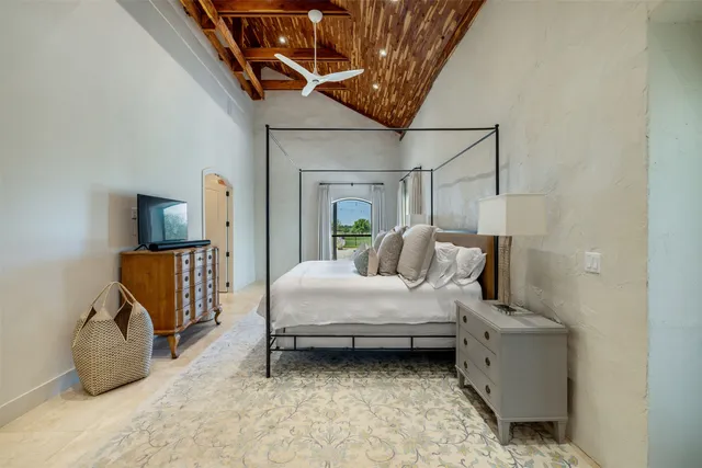 $2,995,000 | 139 Blossom Hill Road, Round Top, TX 78954